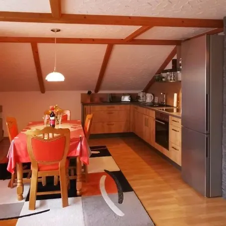 Simon In By Interhome *